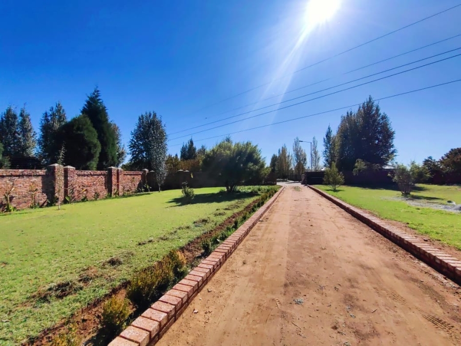 5 Bedroom Property for Sale in Grimbeeck Park North West